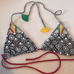 NWOT Raisins Bikini Top size Large
